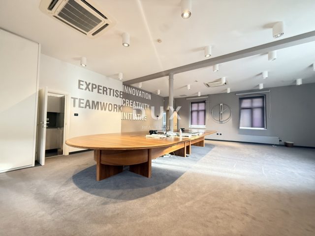 Gewerbefläche zu vermieten 241 m² – Rijeka
