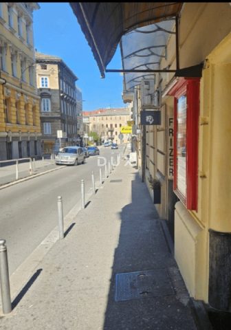 Commerciale da affittare 15 m² – Rijeka