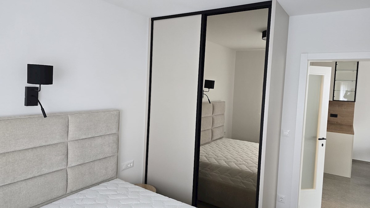 Apartma Za najem - SPLITSKO-DALMATINSKA PODSTRANA