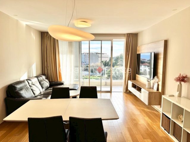 Mieszkanie do wynajęcia 76 m² – Split