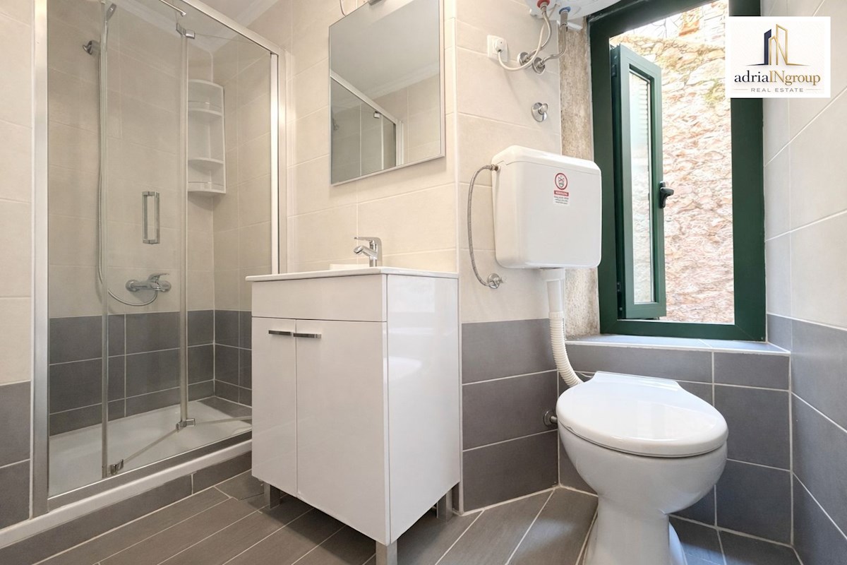 Flat For sale - SPLITSKO-DALMATINSKA SPLIT