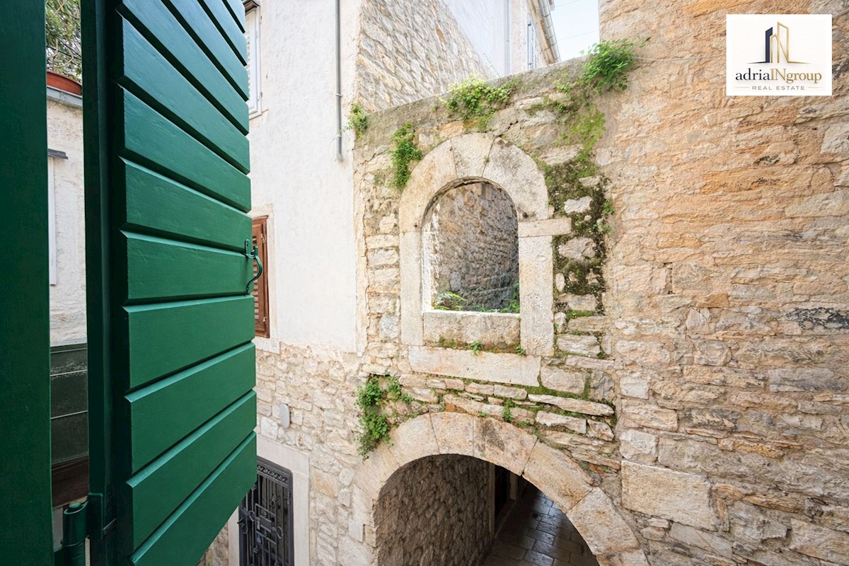 Flat For sale - SPLITSKO-DALMATINSKA SPLIT