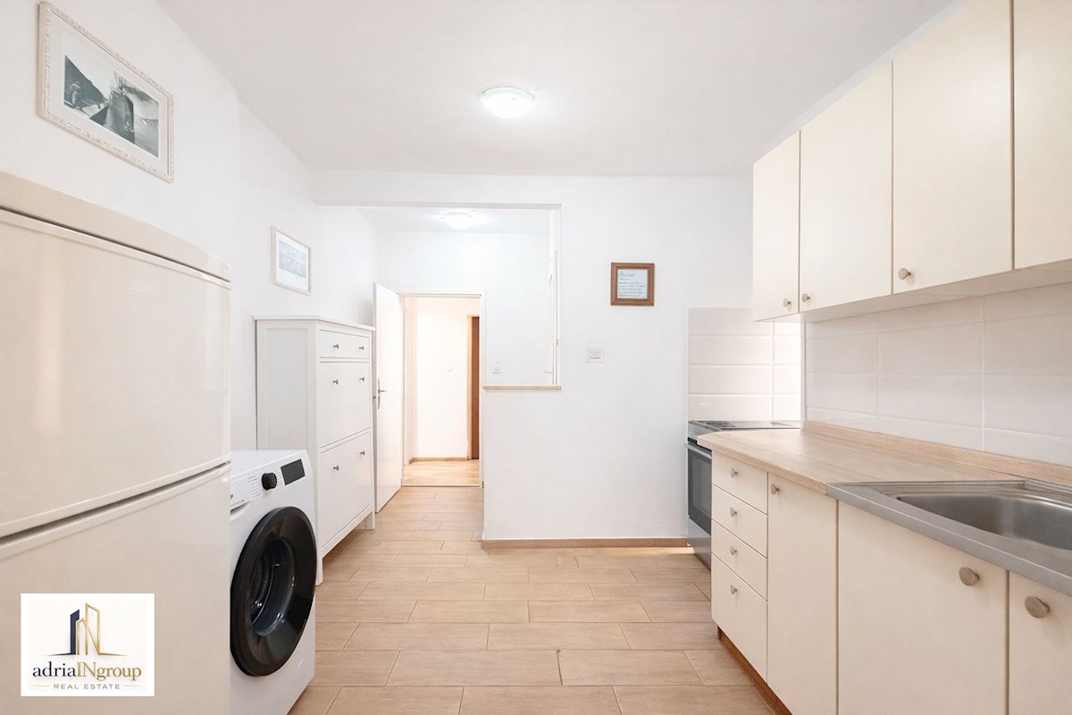 Flat For sale - SPLITSKO-DALMATINSKA SPLIT