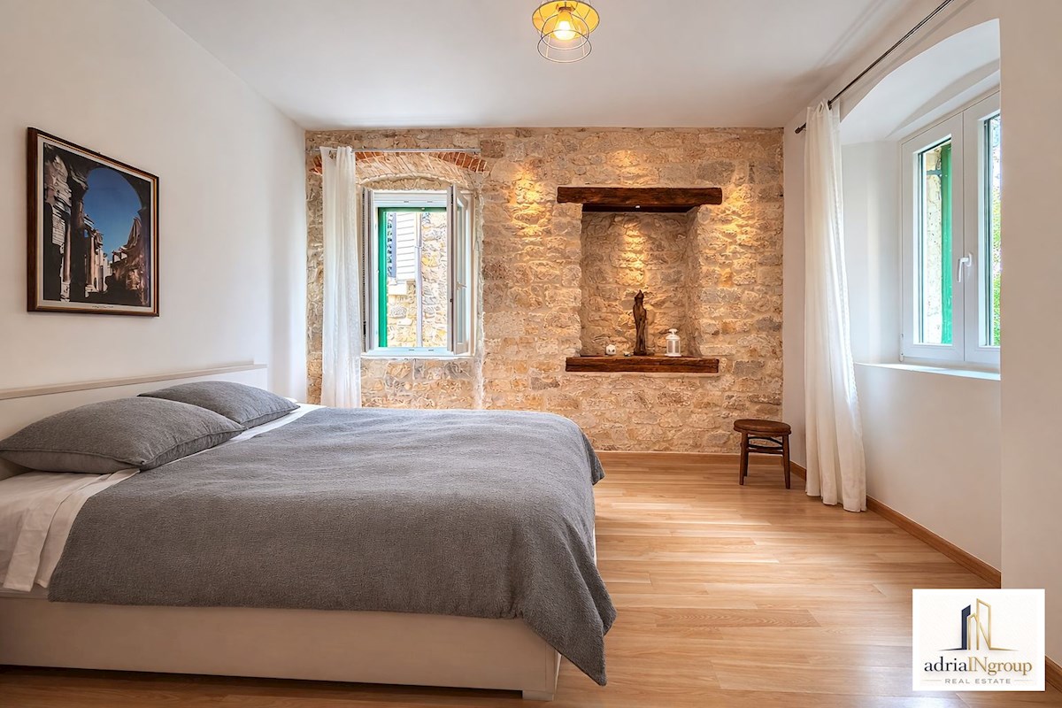 Flat For sale - SPLITSKO-DALMATINSKA SPLIT
