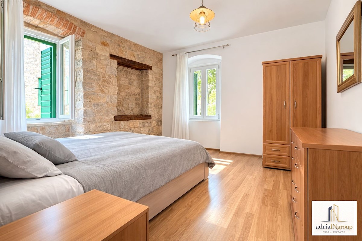 Flat For sale - SPLITSKO-DALMATINSKA SPLIT