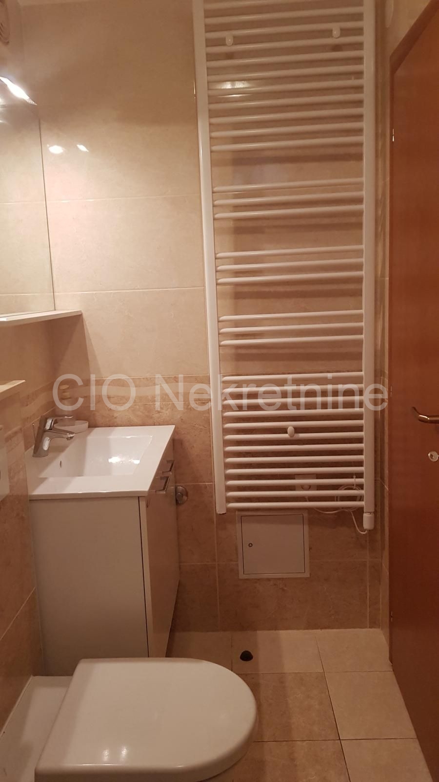 Flat For rent - SPLITSKO-DALMATINSKA SPLIT