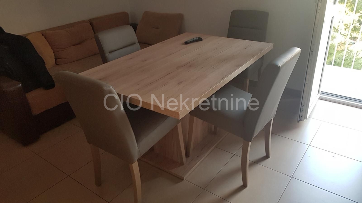 Flat For rent - SPLITSKO-DALMATINSKA SPLIT