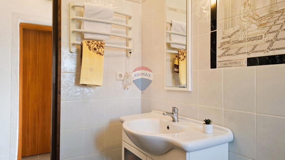 Flat For sale - ISTARSKA NOVIGRAD