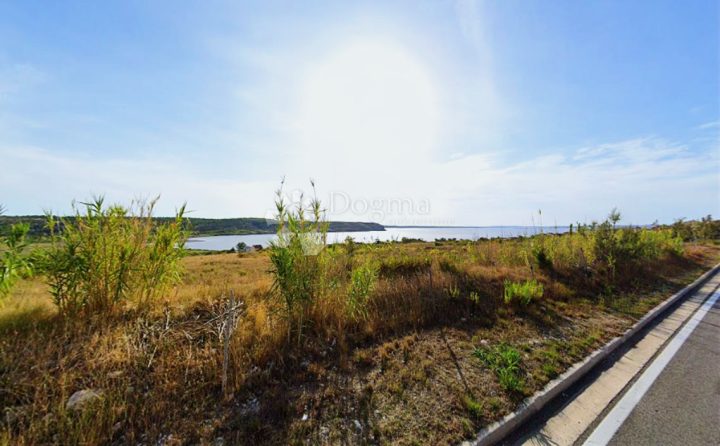 Pozemok na predaj 1958 m² – Ražanac