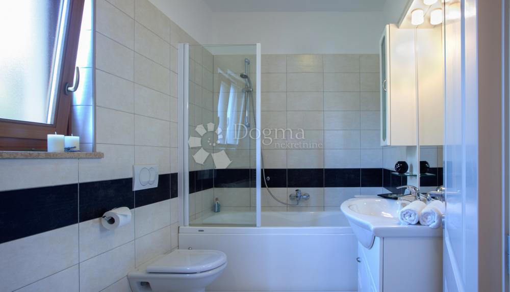 House For rent - ISTARSKA UMAG