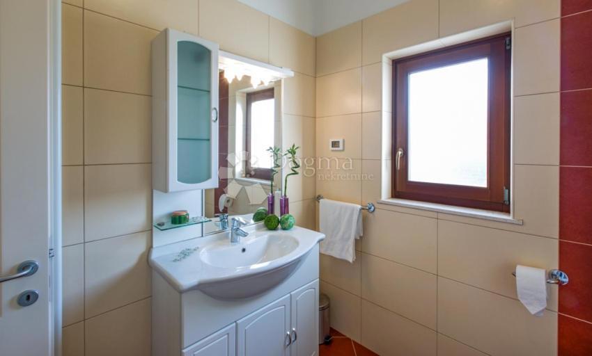 House For rent - ISTARSKA UMAG