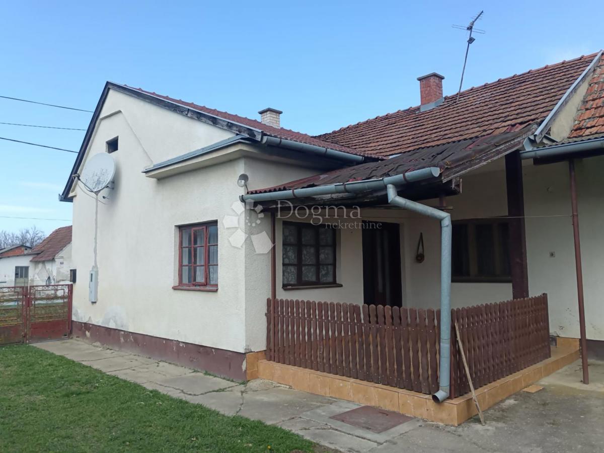 Maison À vendre - Virovitičko-podravska Lukač - foto 1/12