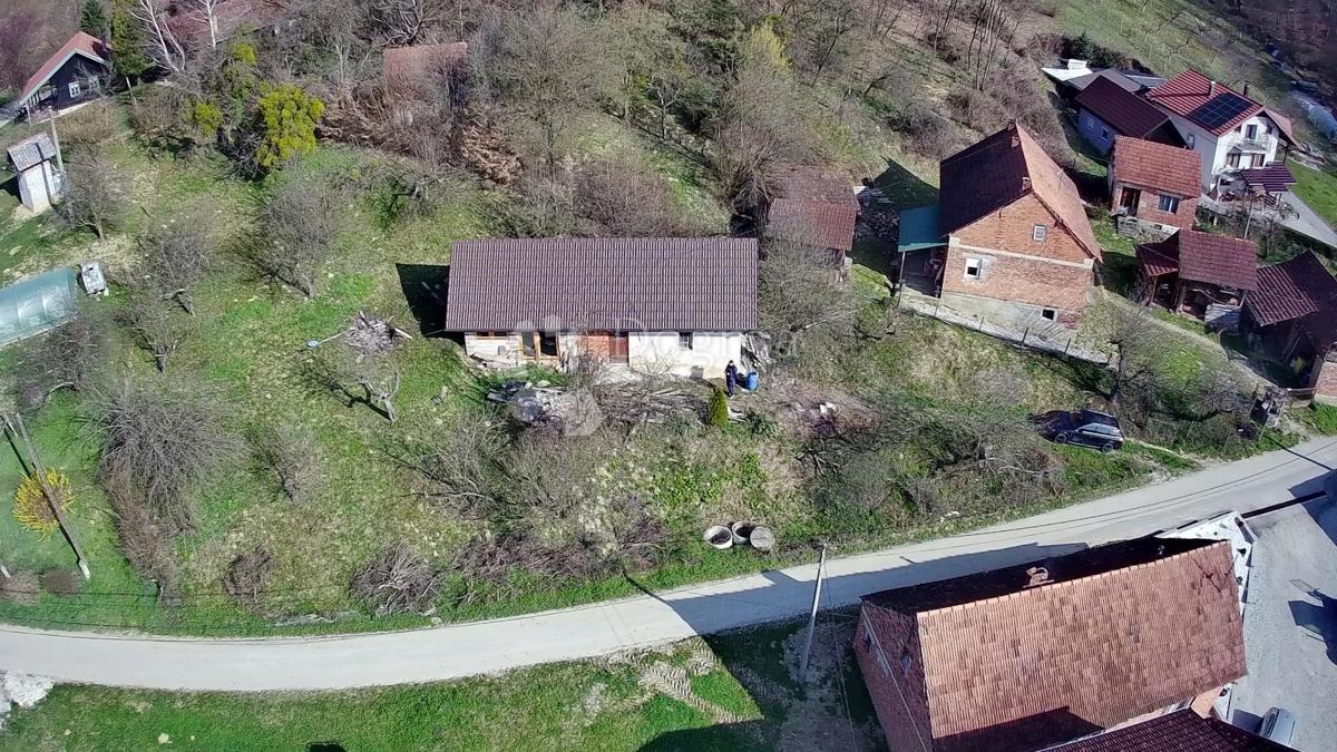 Hiša Na predaj - KRAPINSKO-ZAGORSKA BEDEKOVČINA