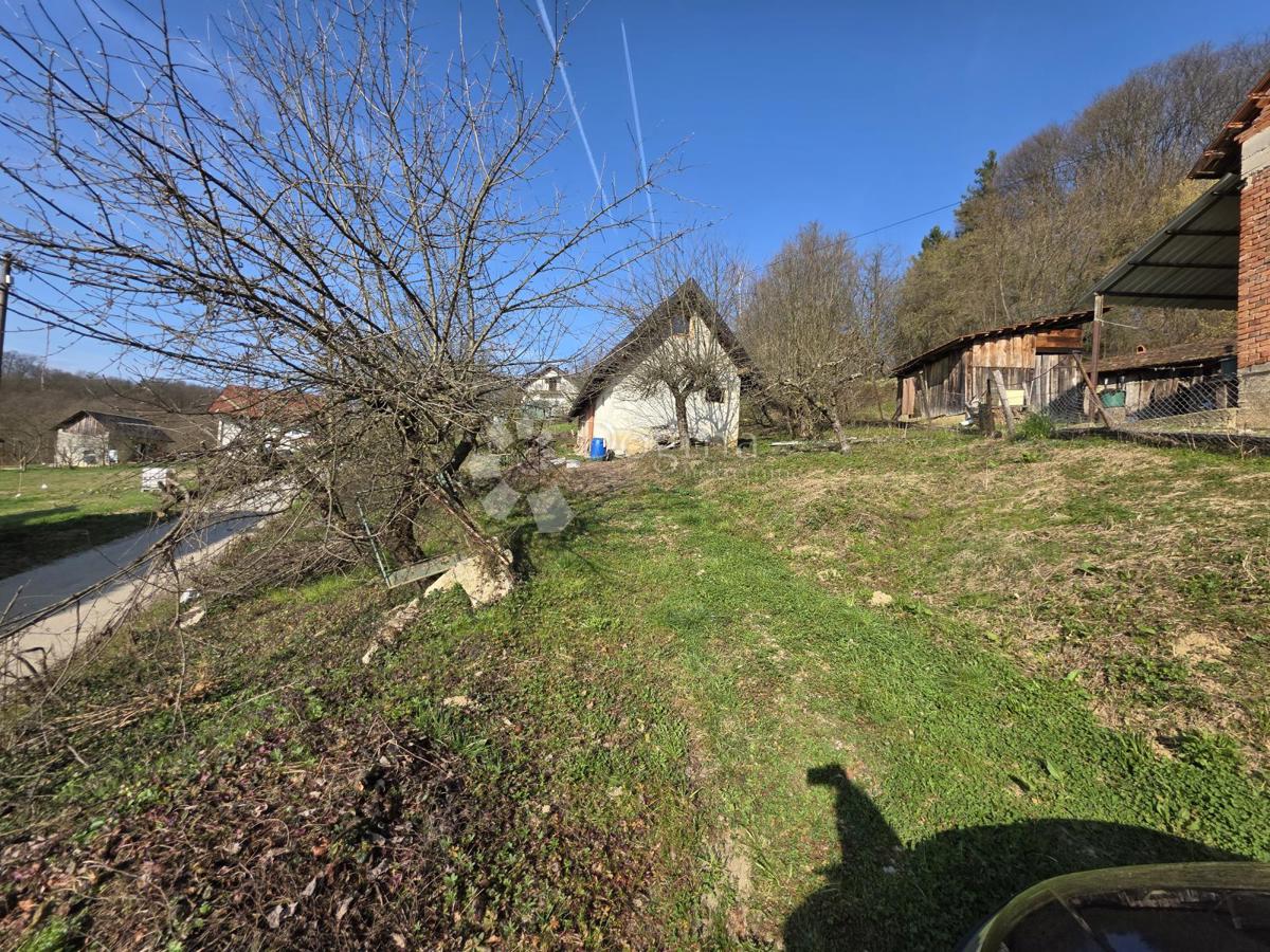 Hiša Na predaj - KRAPINSKO-ZAGORSKA BEDEKOVČINA