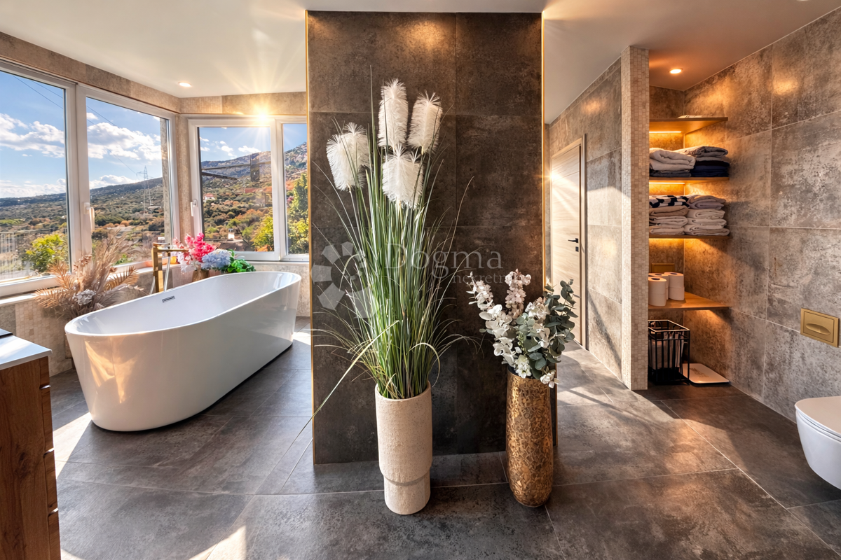 Haus Zu verkaufen - SPLITSKO-DALMATINSKA SPLIT