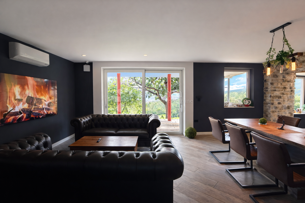 Haus Zu verkaufen - SPLITSKO-DALMATINSKA SPLIT