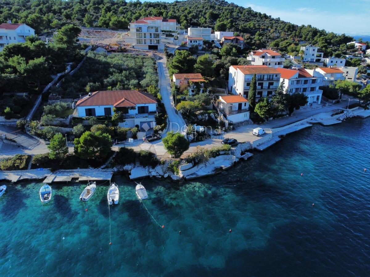 Flat For sale - ŠIBENSKO-KNINSKA ROGOZNICA