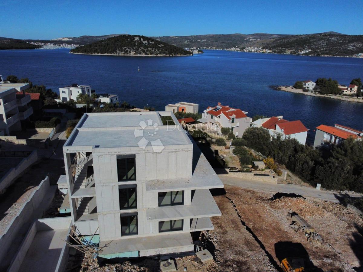 Apartmán Na prodej - ŠIBENSKO-KNINSKA ROGOZNICA