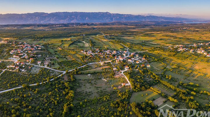Pozemek na prodej 1422 m² – Poličnik
