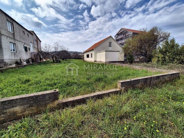 Działka na sprzedaż 870 m² – Murter