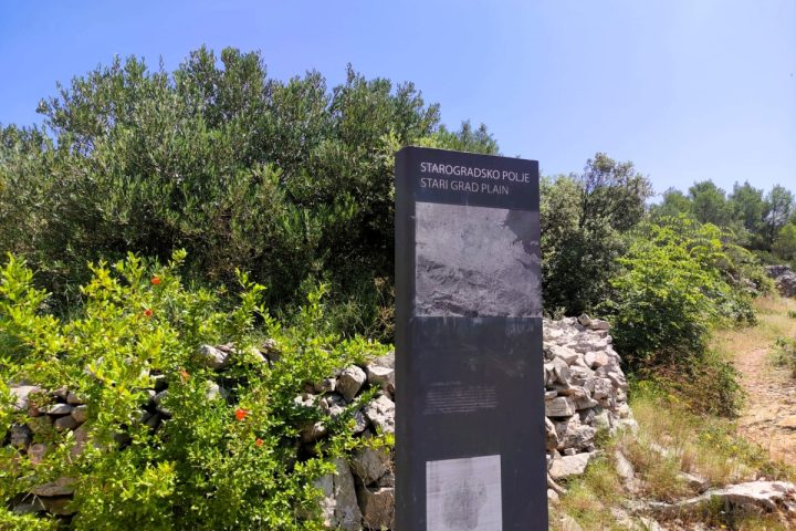 Land for sale 13500 m² – Hvar
