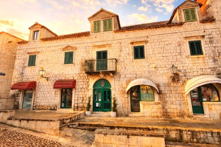 Haus zu verkaufen 400 m² – Makarska