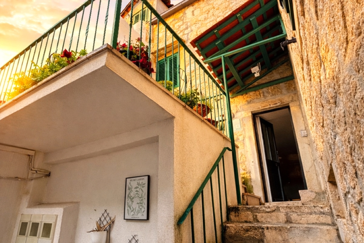 Hiša Na predaj - Splitsko-dalmatinska Makarska - foto 3/9