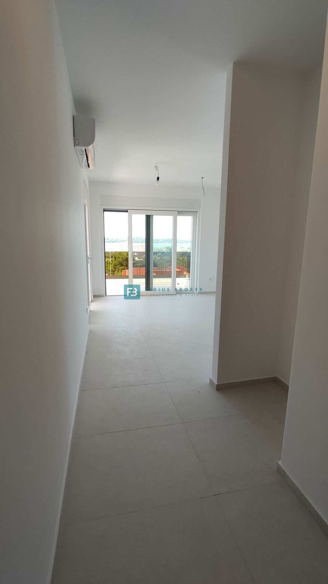 Flat For sale - ŠIBENSKO-KNINSKA VODICE