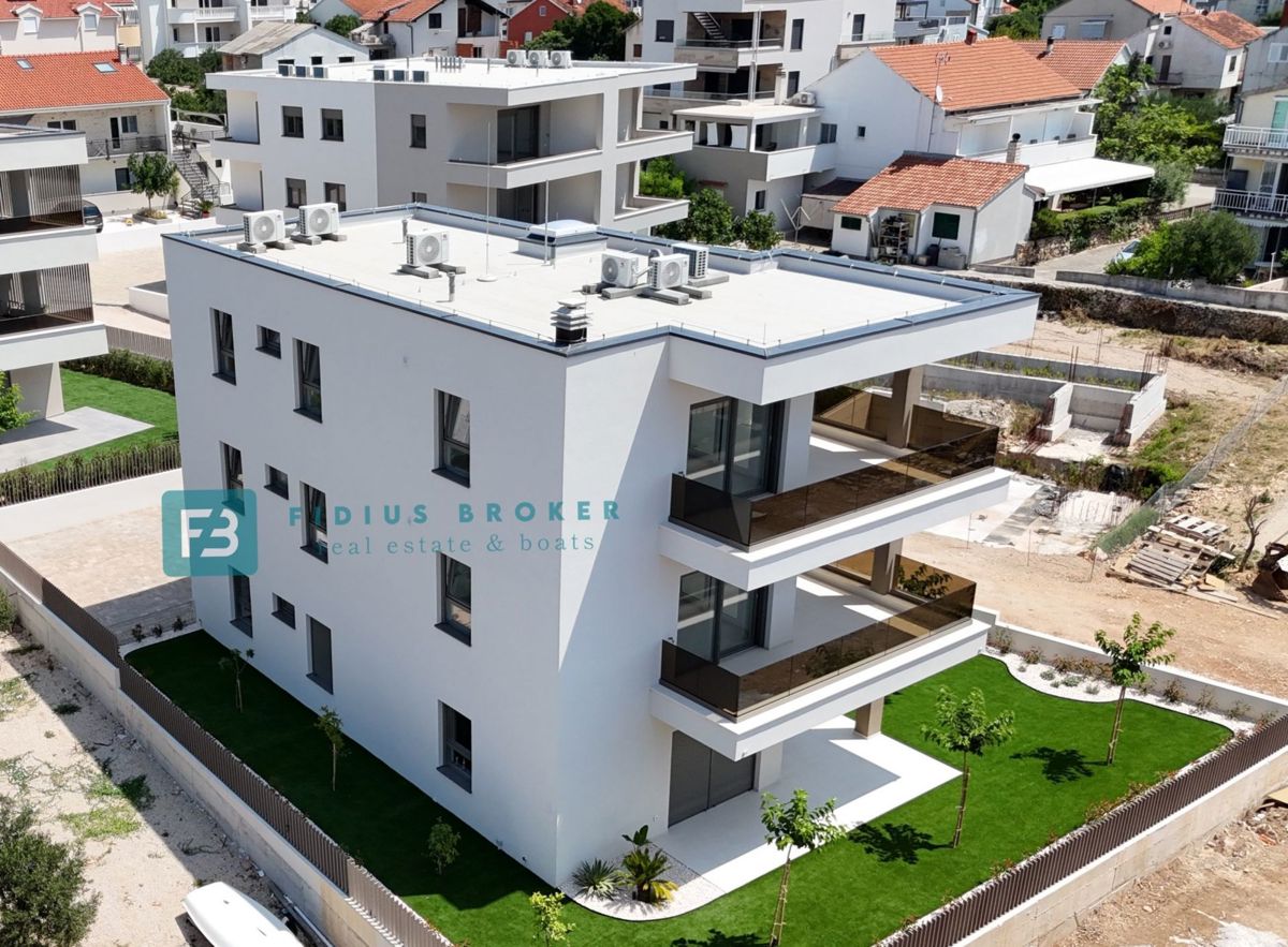 Flat For sale - ŠIBENSKO-KNINSKA VODICE