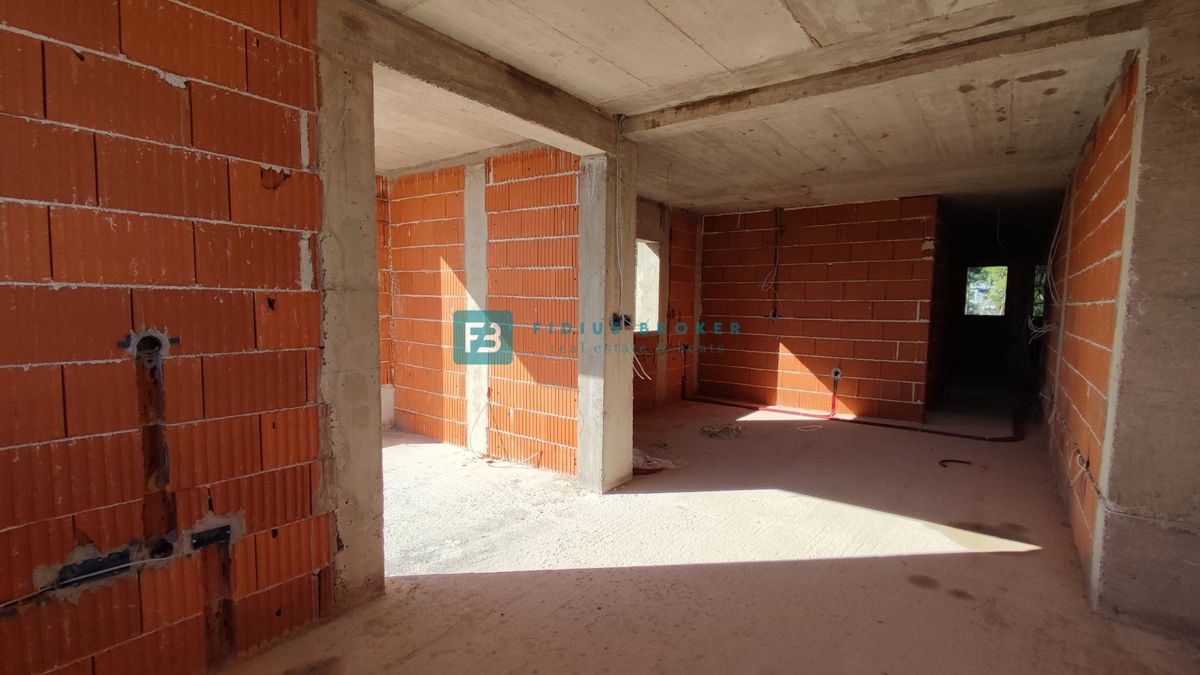 Stan Na prodaju - ŠIBENSKO-KNINSKA VODICE