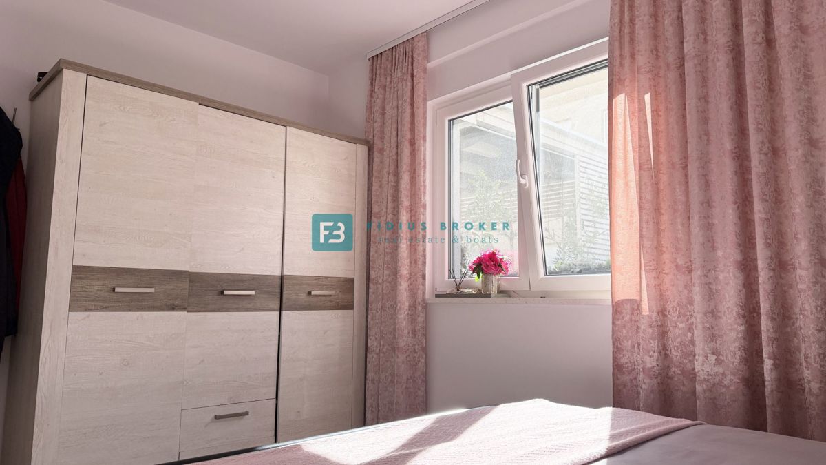 Flat For sale - ŠIBENSKO-KNINSKA VODICE