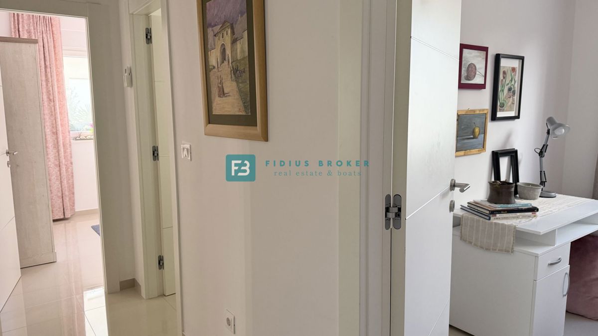 Flat For sale - ŠIBENSKO-KNINSKA VODICE