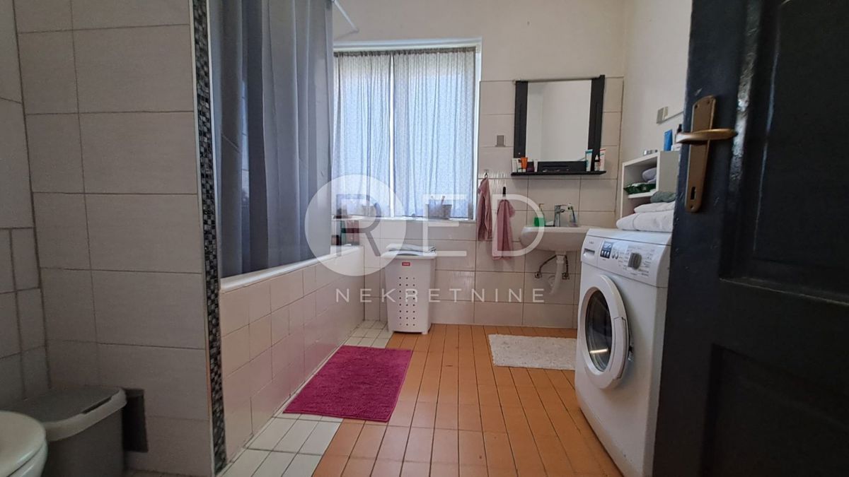 Appartement À vendre - POŽEŠKO-SLAVONSKA POŽEGA