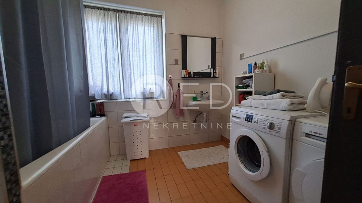 Appartement À vendre - POŽEŠKO-SLAVONSKA POŽEGA
