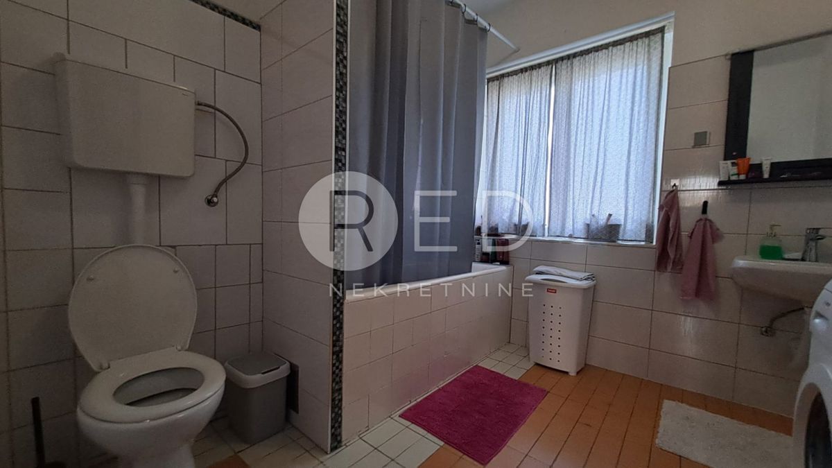 Appartement À vendre - POŽEŠKO-SLAVONSKA POŽEGA