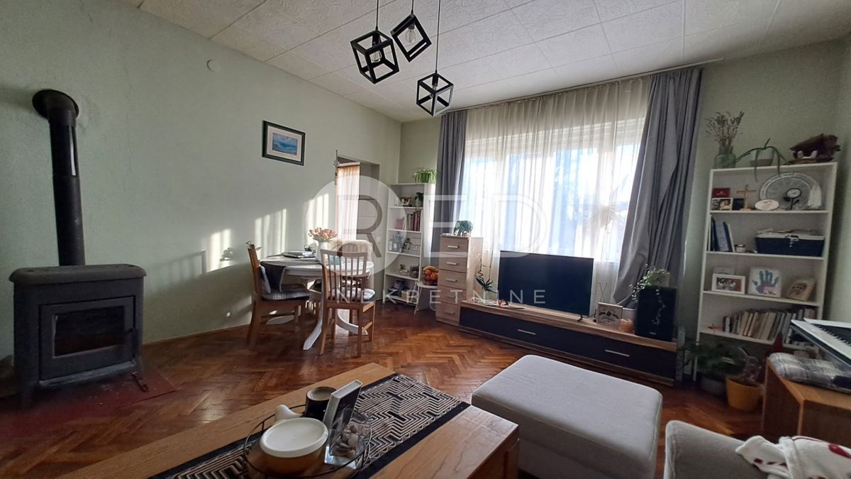 Appartement À vendre - POŽEŠKO-SLAVONSKA POŽEGA