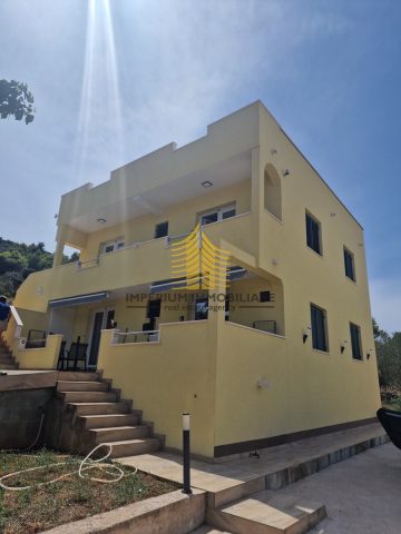 Haus Zu verkaufen - Splitsko-dalmatinska Marina - foto 4/12