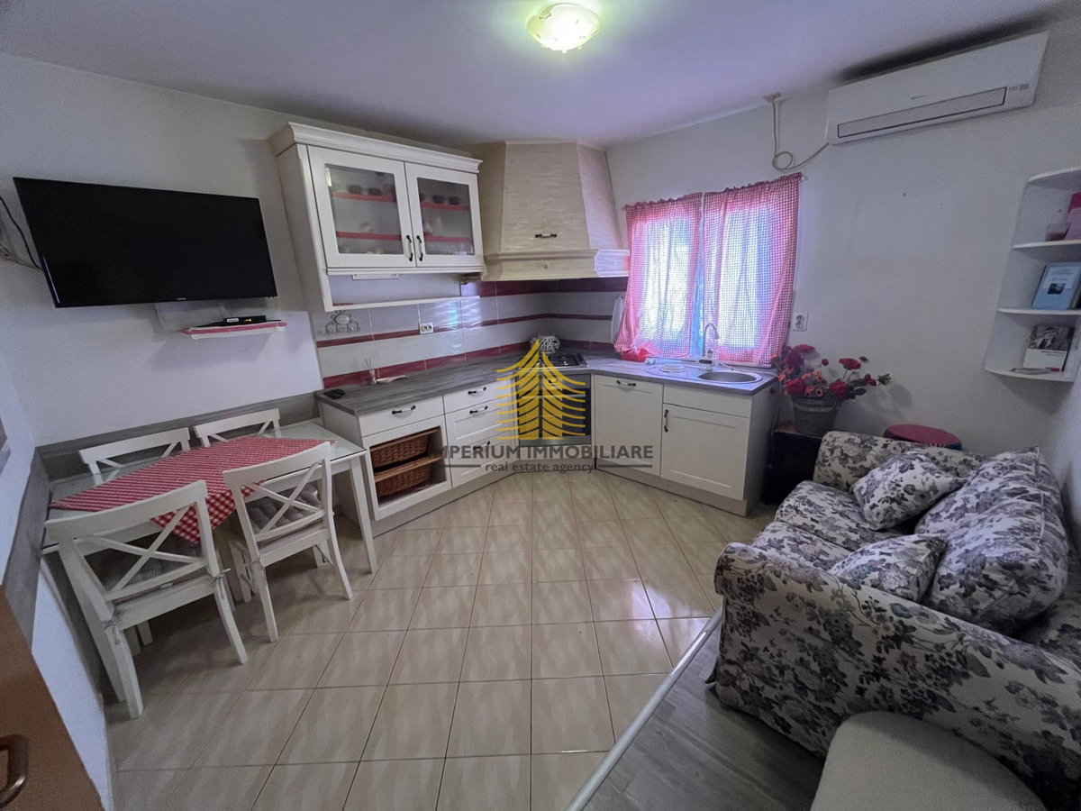 Haus Zu verkaufen - SPLITSKO-DALMATINSKA KAŠTELA