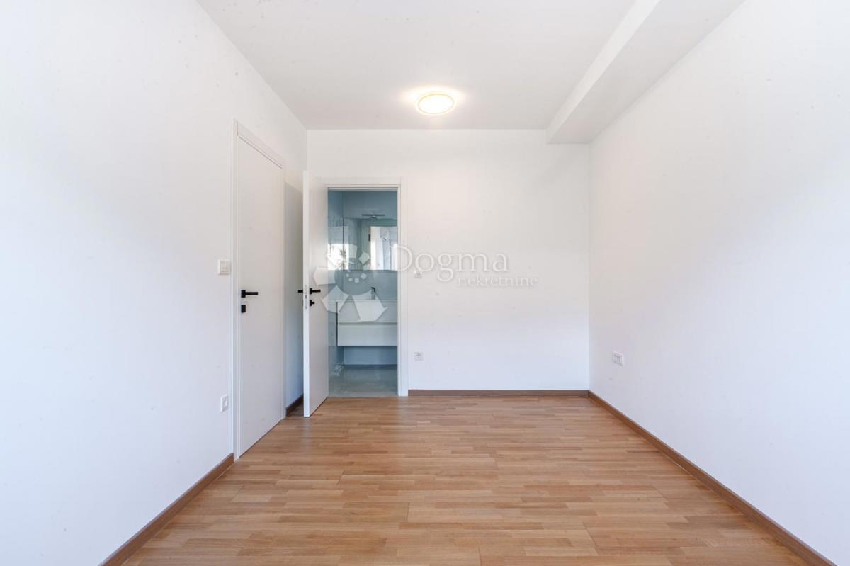 Apartmán Na predaj - PRIMORSKO-GORANSKA CRIKVENICA