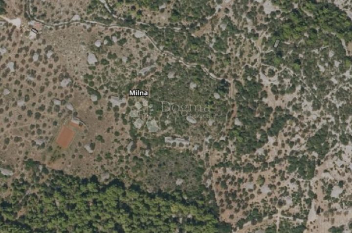 Parcela na predaj 5096 m² – Brač