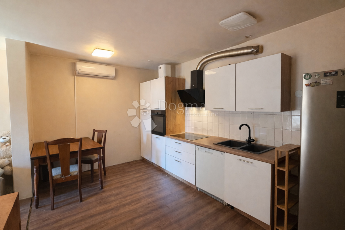 Flat For sale - Splitsko-dalmatinska Split - foto 2/4