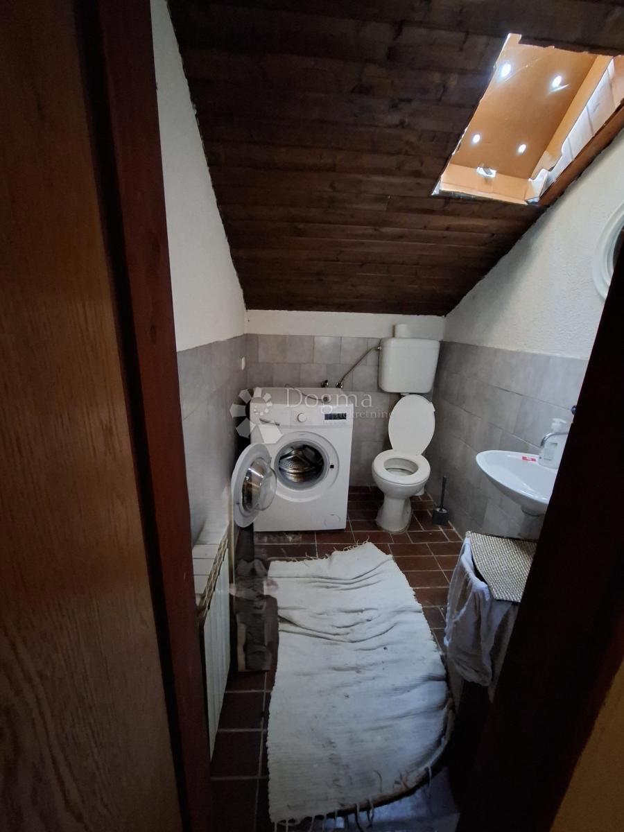 Hiša Na predaj - OSJEČKO-BARANJSKA BIZOVAC