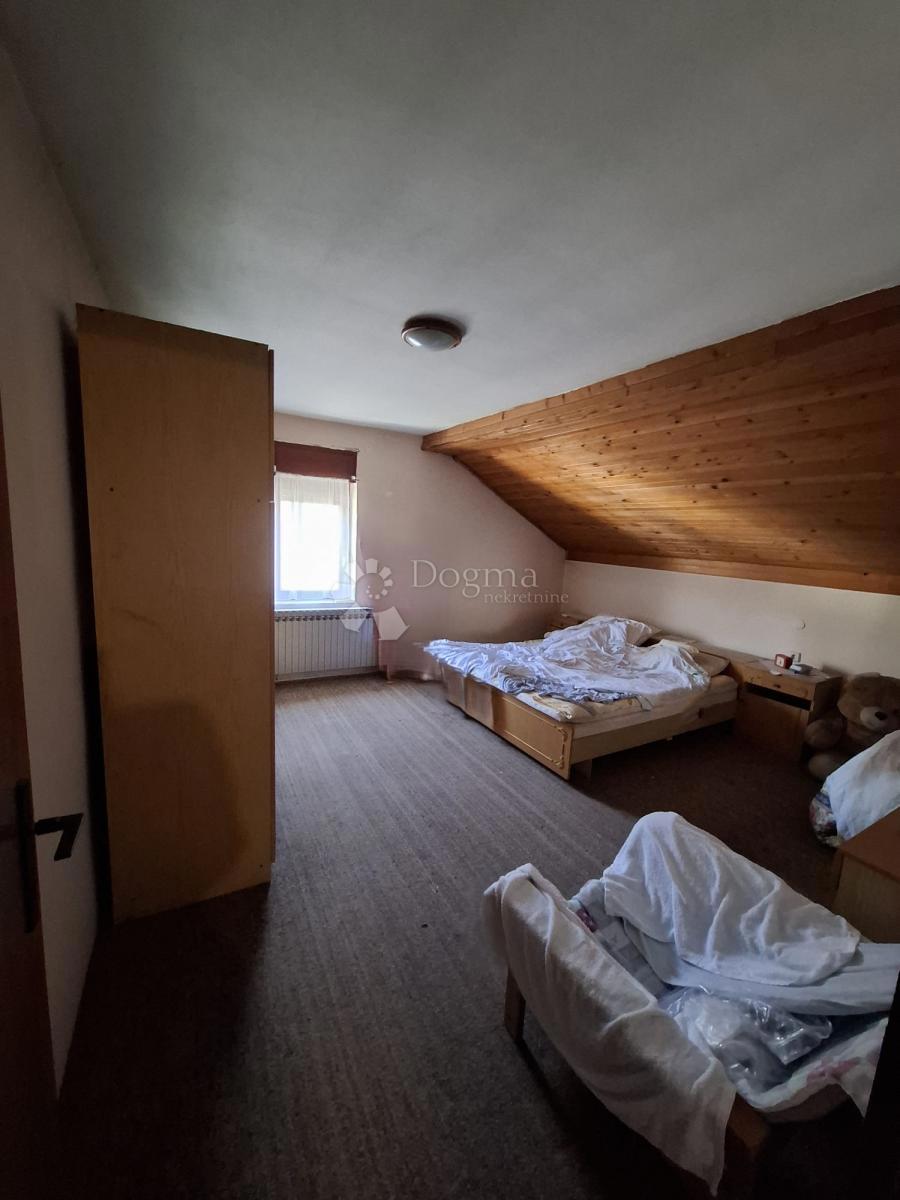 Hiša Na predaj - OSJEČKO-BARANJSKA BIZOVAC