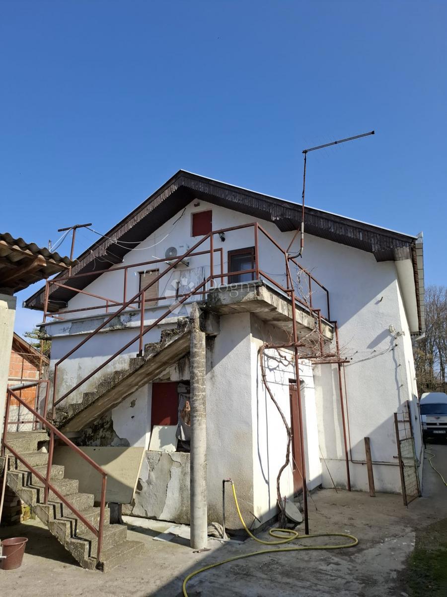 Hiša Na predaj - OSJEČKO-BARANJSKA BIZOVAC