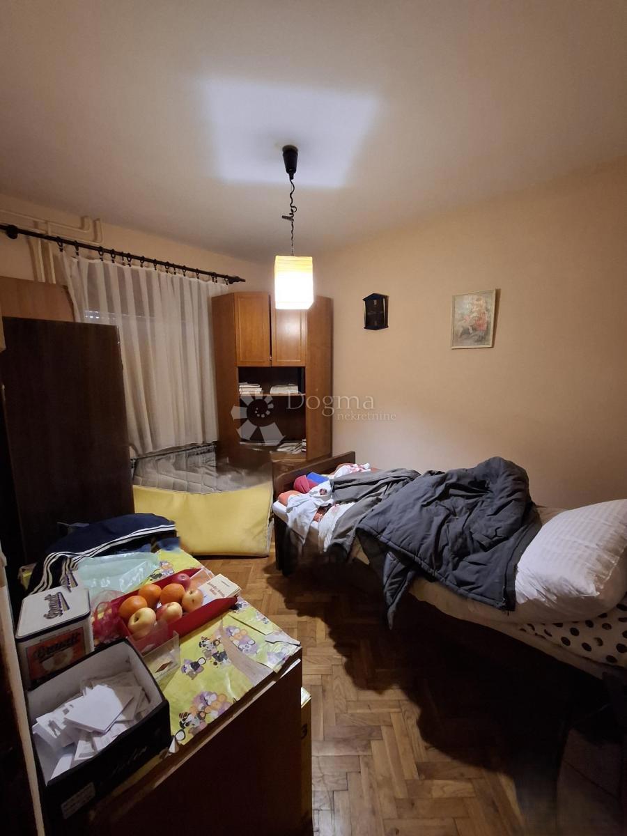 Hiša Na predaj - OSJEČKO-BARANJSKA BIZOVAC