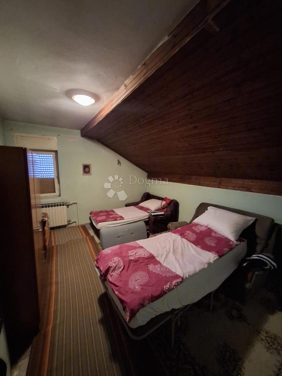 Hiša Na predaj - OSJEČKO-BARANJSKA BIZOVAC