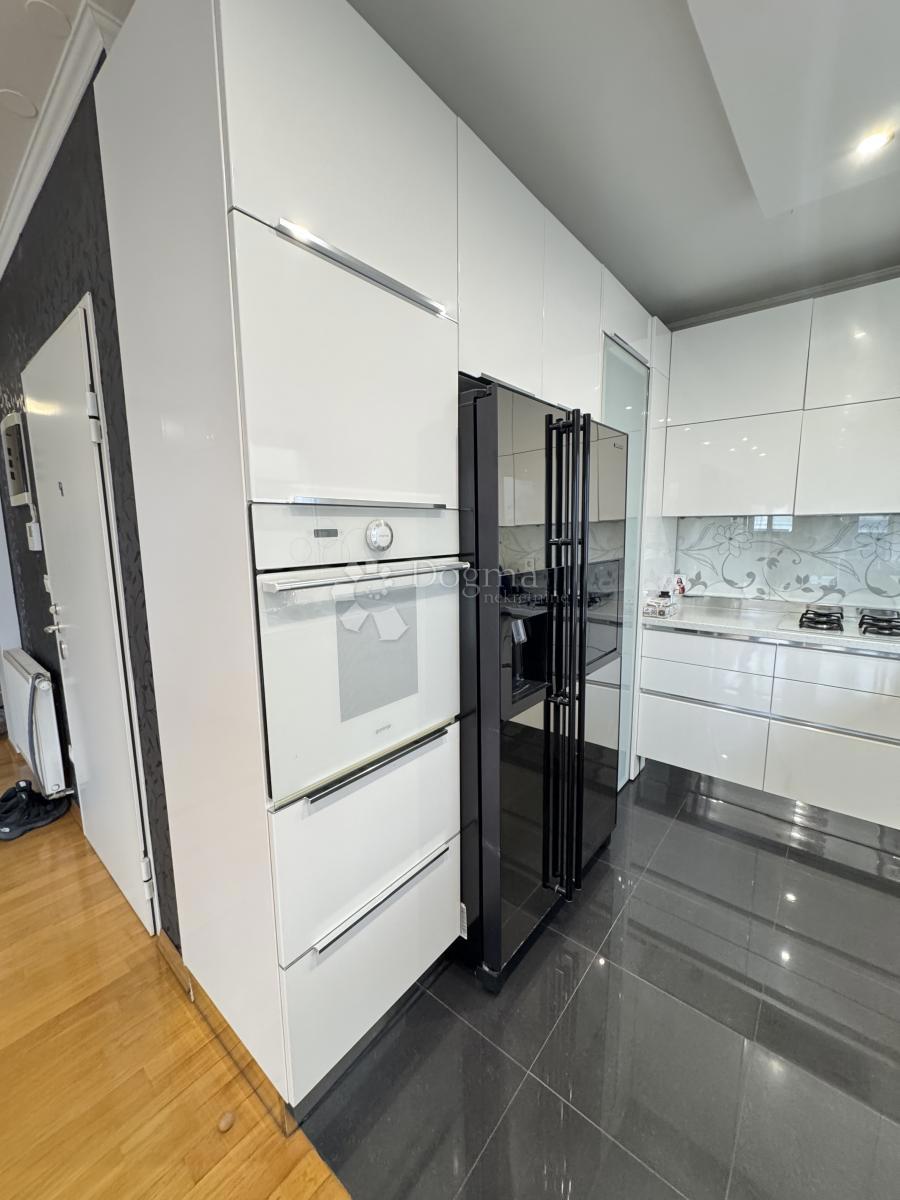 Flat For rent - Grad Zagreb Zagreb - foto 4/17