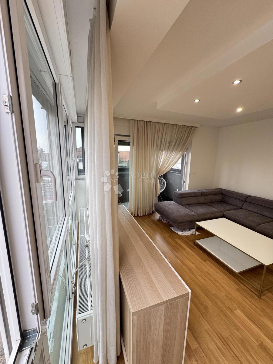 Flat For rent - Grad Zagreb Zagreb - foto 2/15