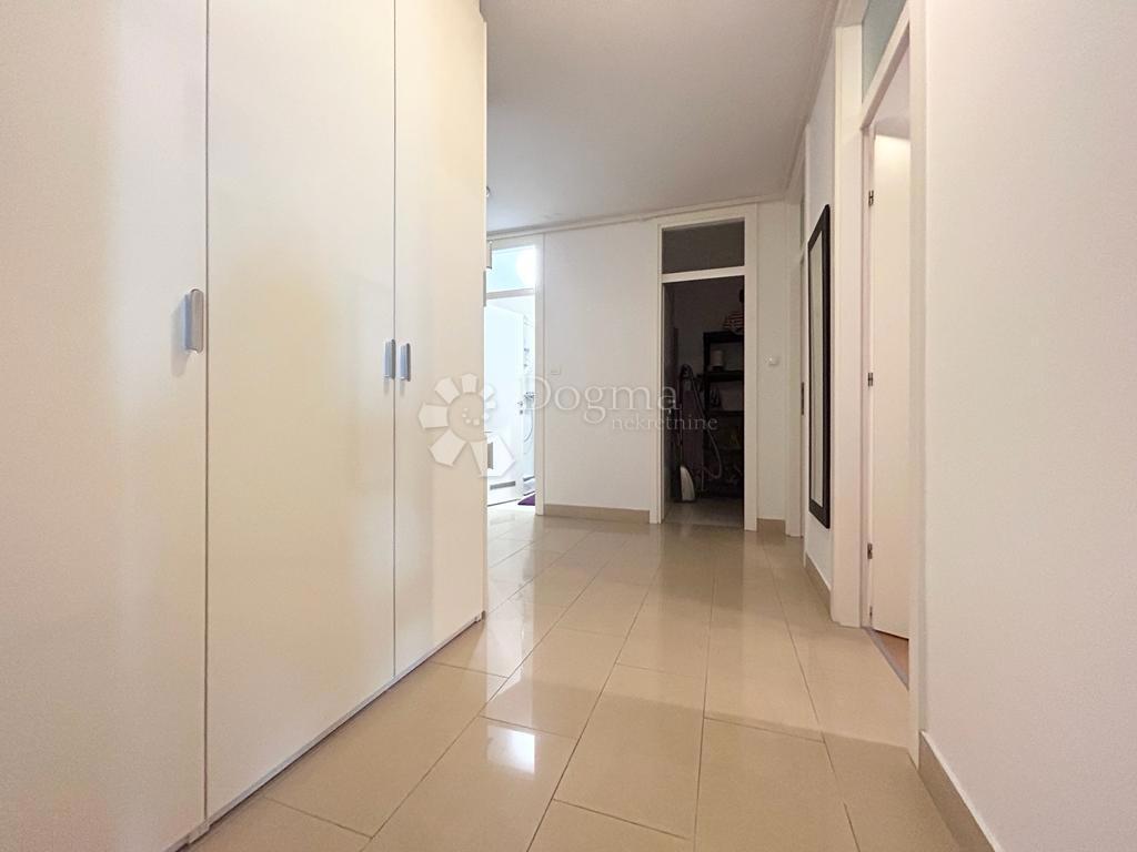 Appartement À louer - GRAD ZAGREB ZAGREB