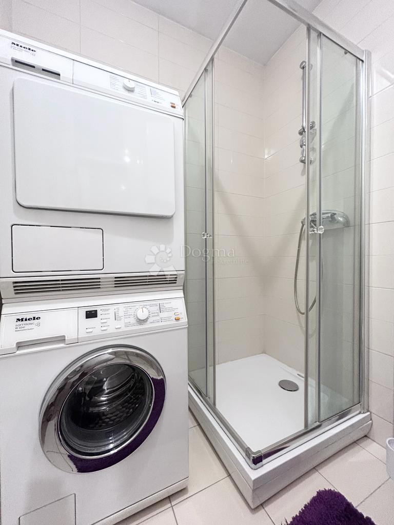 Appartement À louer - GRAD ZAGREB ZAGREB